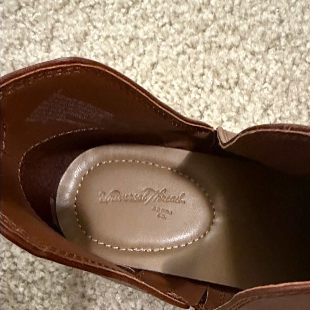 Universal Thread Chestnut Booties - Picture 2 of 4